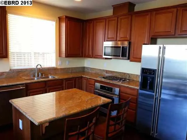 1019 Ashbridge Bay Dr, Pittsburg, California 94565