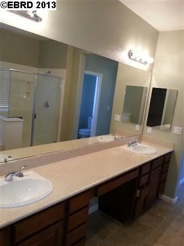 1019 Ashbridge Bay Dr, Pittsburg, California 94565