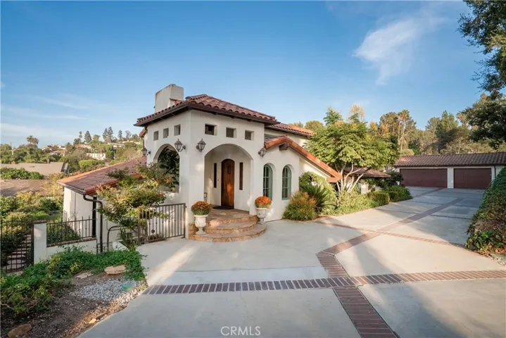 1505 La Loma Drive, North Tustin, California 92705