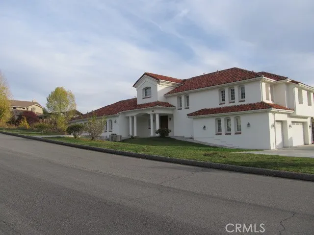 38715 Butterfly Drive, Yucaipa, California 92399