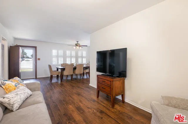 1012 W 209th Street, Torrance, California 90502