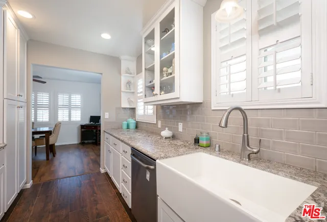 1012 W 209th Street, Torrance, California 90502