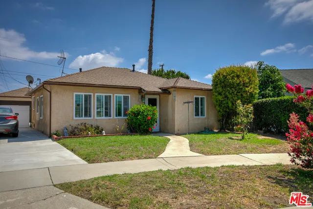 1012 W 209th Street, Torrance, California 90502