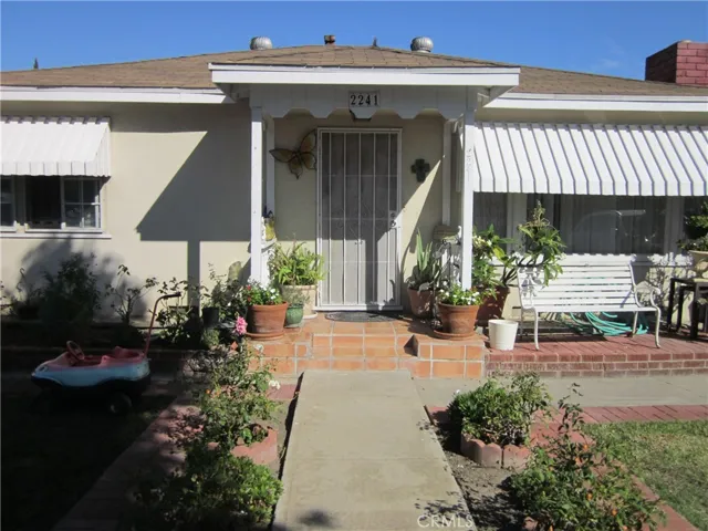 2241 S Lowell Street, Santa Ana, California 92707