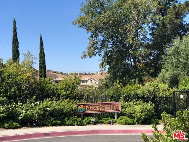 20071 Avenue Of The Oaks 212, Newhall, California 91321