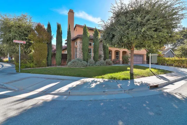 16815 Cabernet Circle, Morgan Hill, California 95037