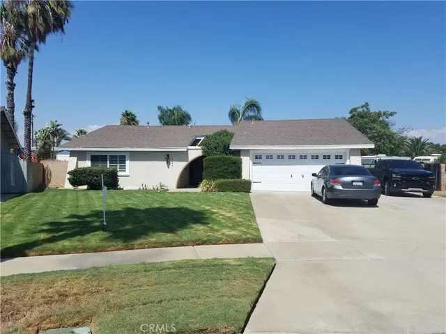 17662 Orchid Drive, Fontana, California 92335