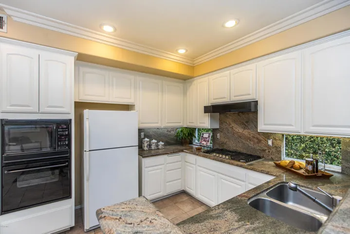 11466 Amberridge-16