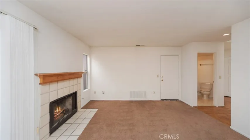 404 Colfax Circle, Corona, California 92879
