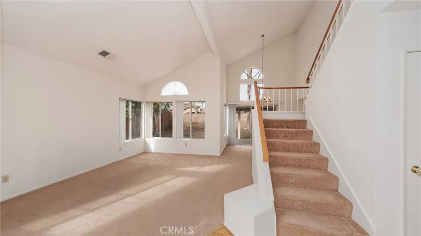 404 Colfax Circle, Corona, California 92879