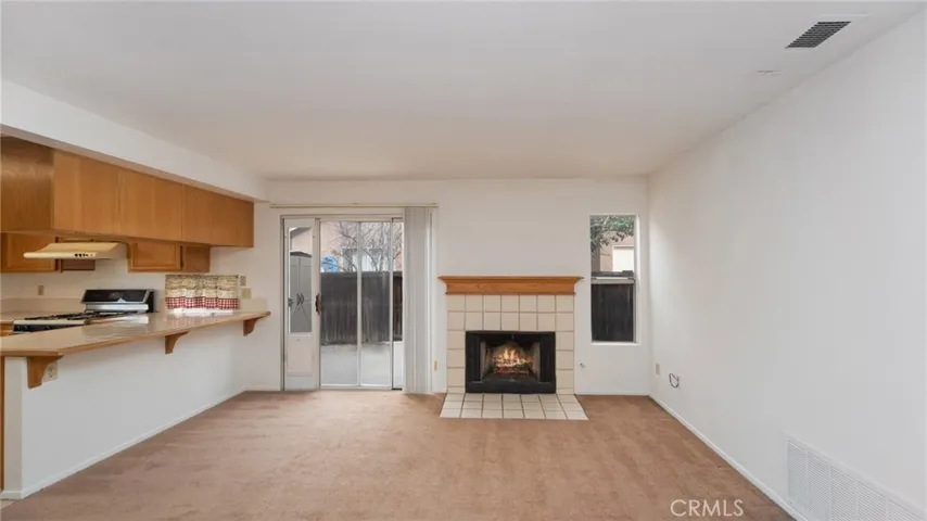 404 Colfax Circle, Corona, California 92879