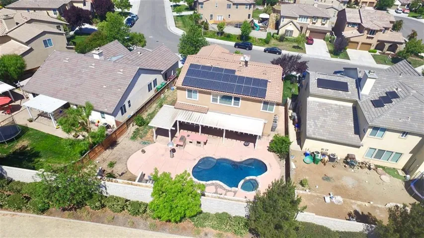 34444 Waltham Place, Winchester, California 92596