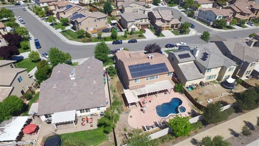 34444 Waltham Place, Winchester, California 92596