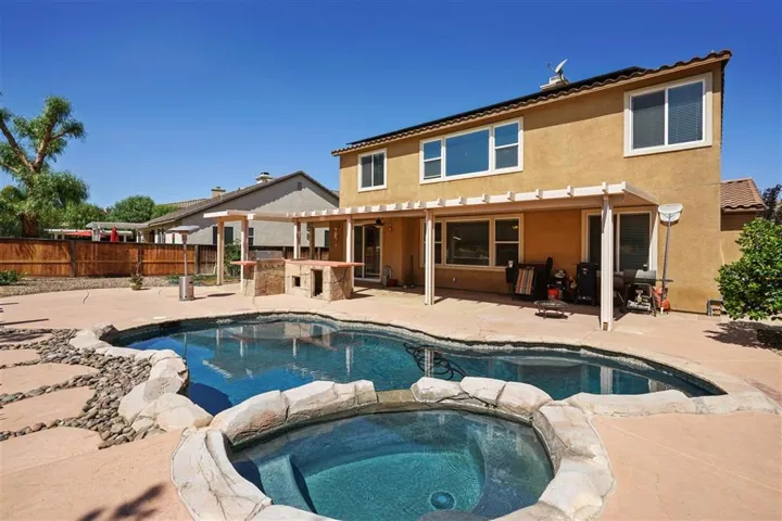 34444 Waltham Place, Winchester, California 92596