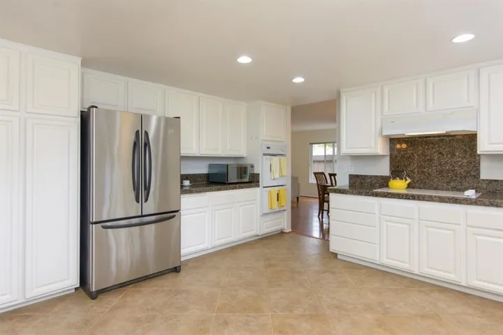 428 Brenna Ct., Encinitas, California 92024