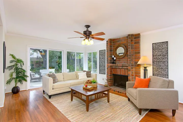 428 Brenna Ct., Encinitas, California 92024