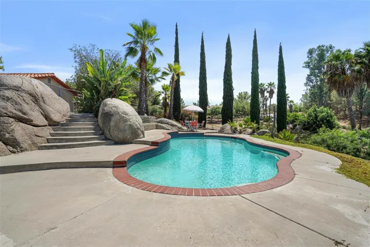 27187 Latigo Rd, Valley Center, California 92082