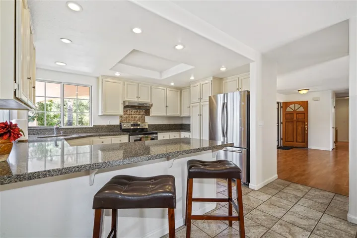 27187 Latigo Rd, Valley Center, California 92082