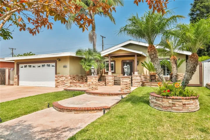 10211 Kukui Drive, Huntington Beach, California 92646