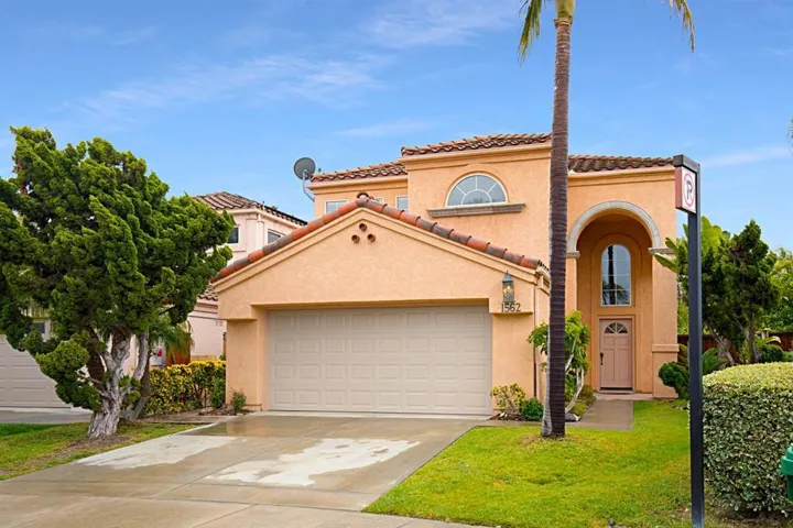 1562 Prima Vera, Oceanside, California 92056