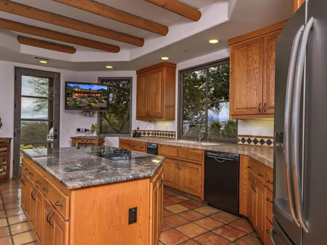 30452 Luis Rey Heights Rd, Bonsall, California 92003