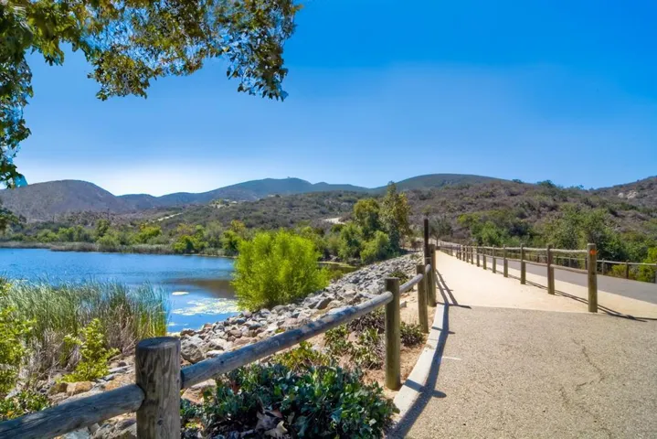 969 Mendocino Dr, San Marcos, California 92078