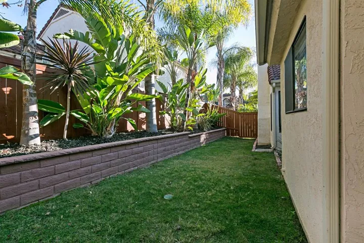 811 Applewilde Dr., San Marcos, California 92078