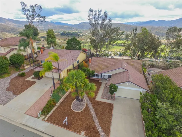 2324 Wind River, El Cajon, California 92019