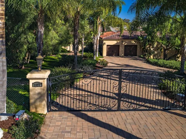 1821 Winterwarm Dr, Fallbrook, California 92028
