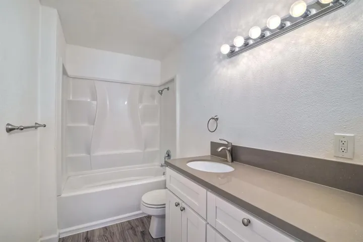 10466 Caminito Sulmona, San Diego, California 92129