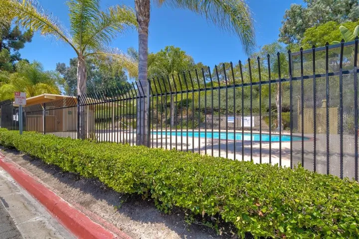 10466 Caminito Sulmona, San Diego, California 92129
