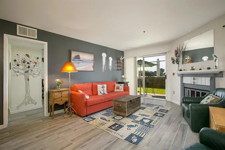 187 Mangano Circle, Encinitas, California 92024