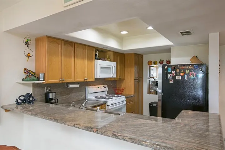 187 Mangano Circle, Encinitas, California 92024