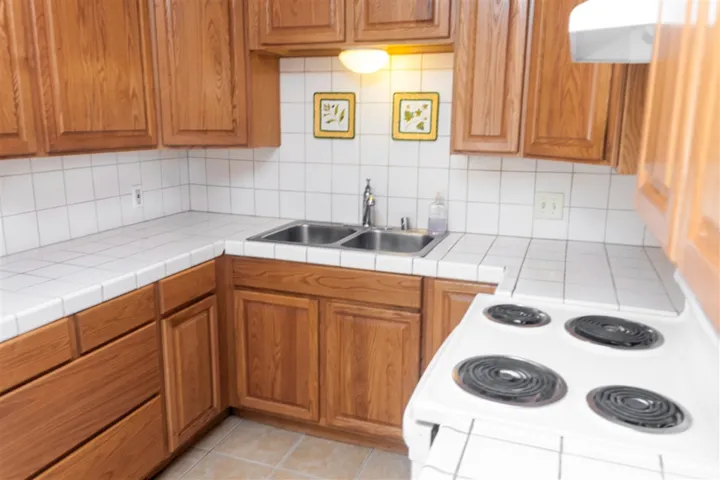 Ample counter and cabinet space.