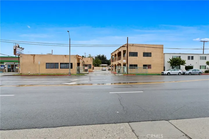 3674 Santa Fe Avenue, Long Beach, California 90810