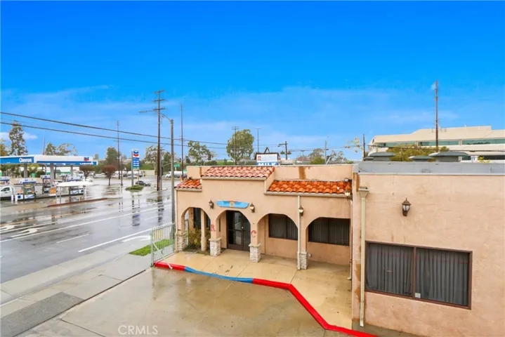 3674 Santa Fe Avenue, Long Beach, California 90810