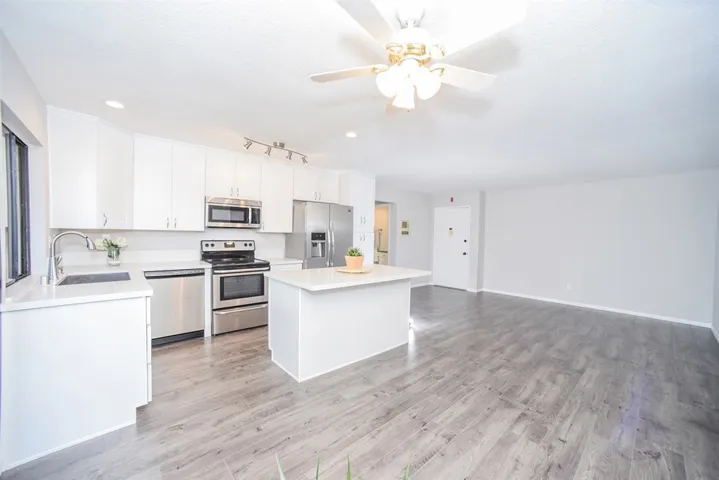 7855 Cowles Mountain Ct A5, San Diego, California 92119