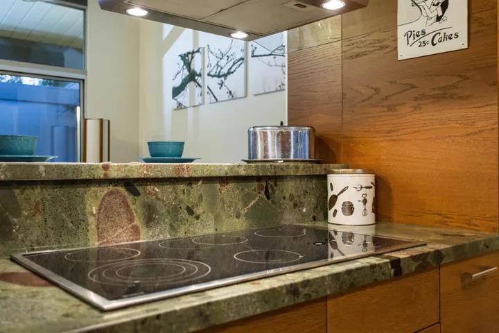 1530 Stoddard Ave  HsHProd-45