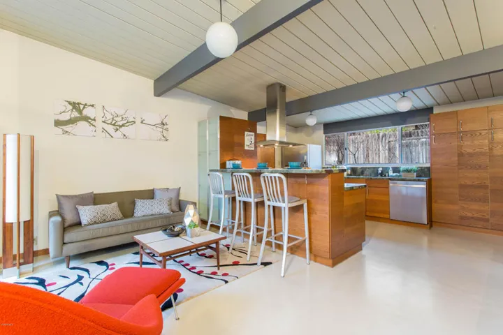 1530 Stoddard Ave  HsHProd-38
