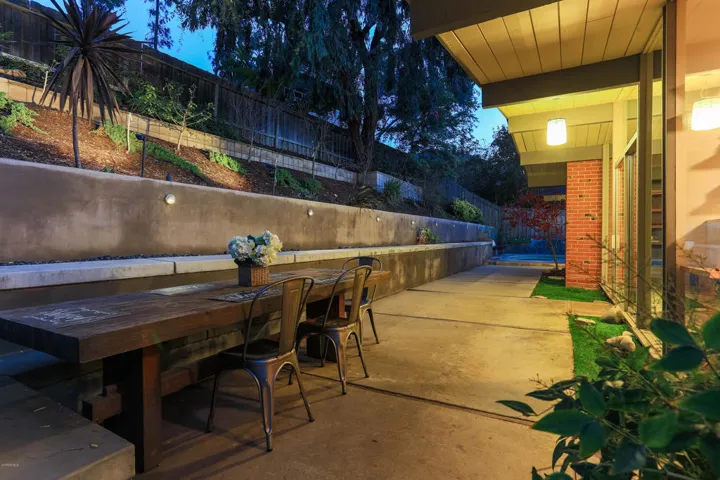 1530 Stoddard Ave  HsHProd-56