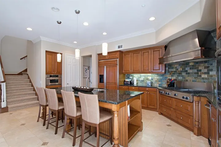 648 Lynwood Dr, Encinitas, California 92024