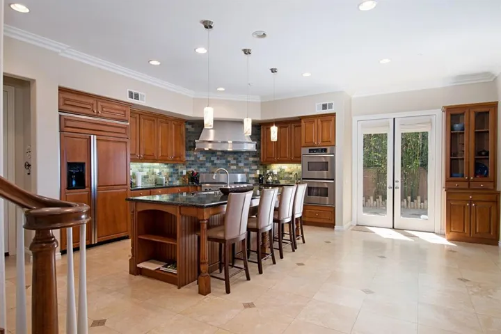 648 Lynwood Dr, Encinitas, California 92024
