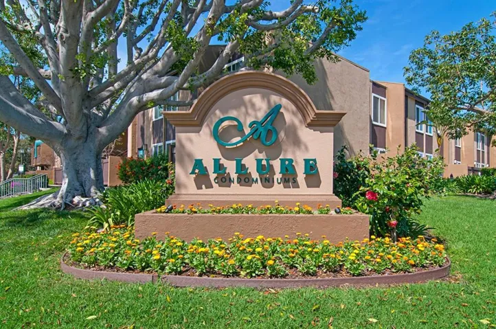 3454 Castle Glen Drive 105, San Diego, California 92123