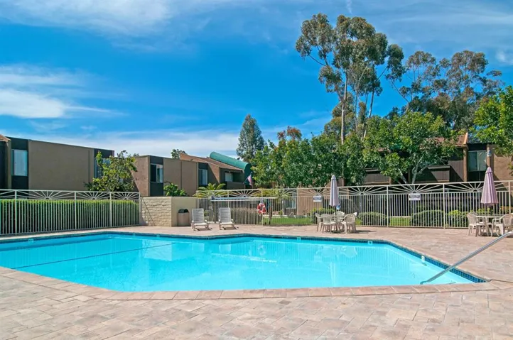 3454 Castle Glen Drive 105, San Diego, California 92123
