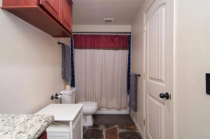 1745 Village Run North, Encinitas, California 92024