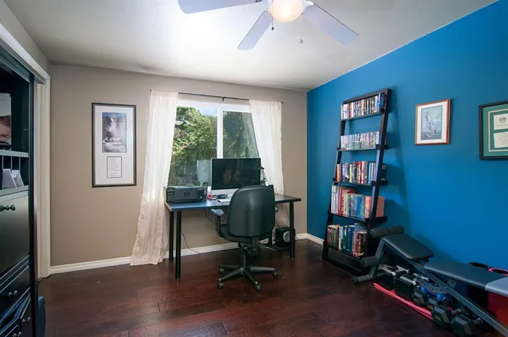 1745 Village Run North, Encinitas, California 92024
