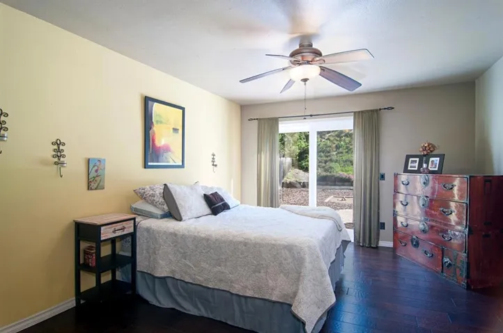 1745 Village Run North, Encinitas, California 92024
