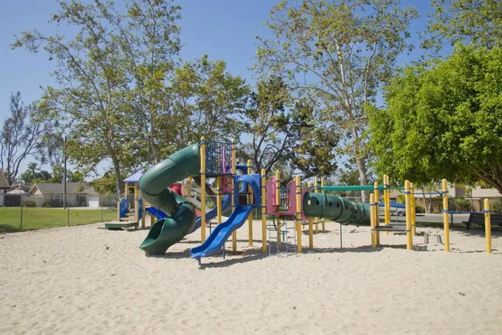 Community area includes playground, pool, spa, tennis and rec area