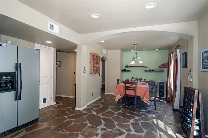 1745 Village Run North, Encinitas, California 92024