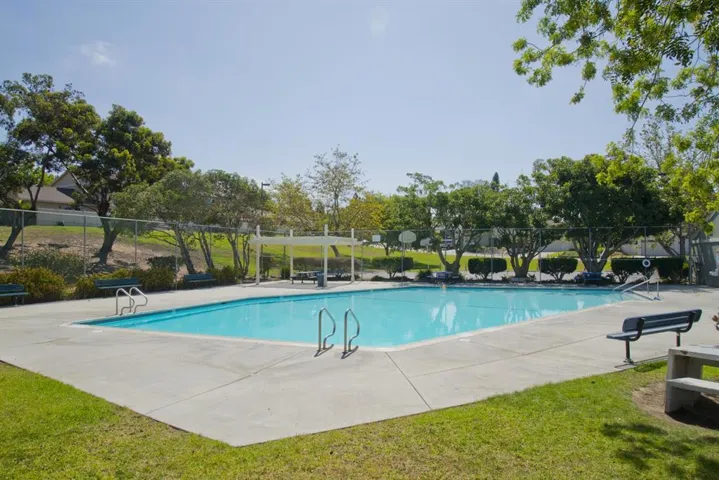 Community pool